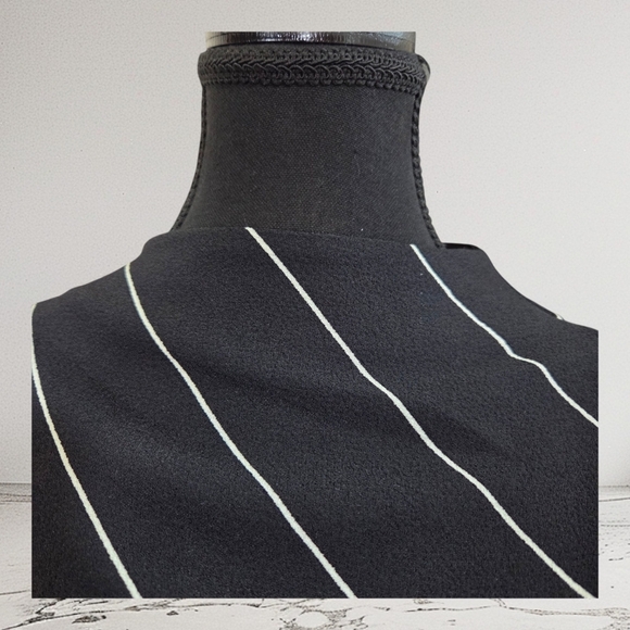 H&M Black and White Long Sleeve High Neck Ruched Dress Size Small - Picture 3 of 7